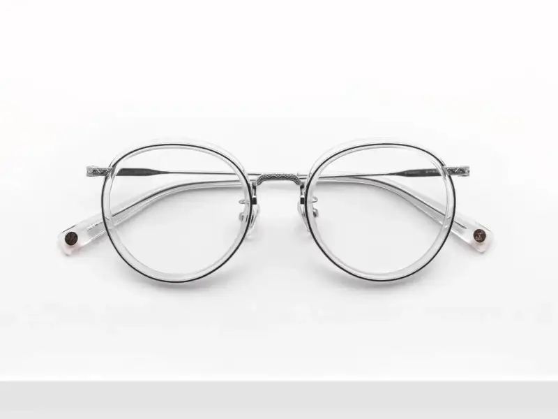 7 Rekomendasi Kacamata untuk Wajah Kotak Berhijab